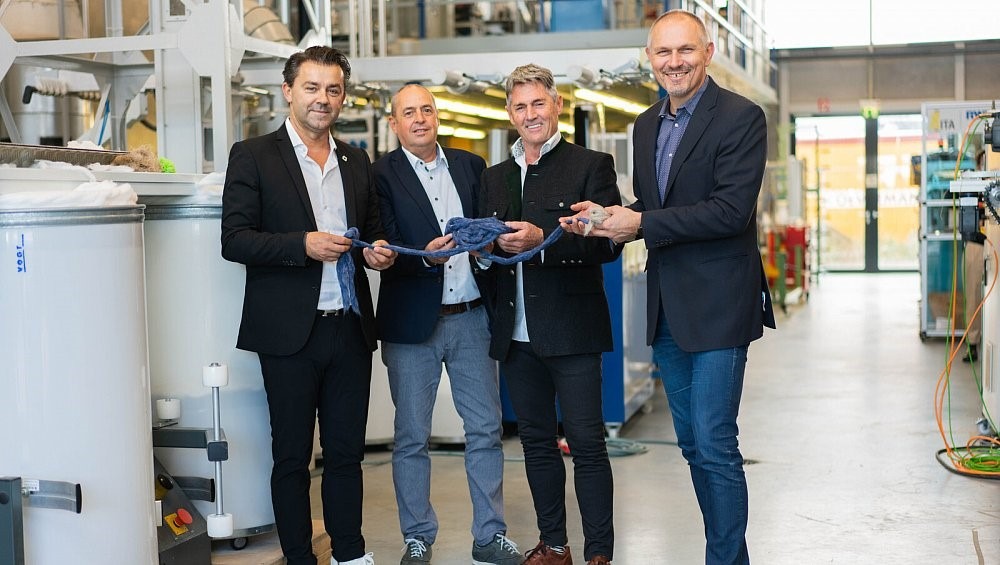 Ein Team, das einen innovativen Weg geht (von links): Dinko Muhic (Bingo Systems), Jürgen Brocker (ITA), Wolfgang K. Hoever (cooldown earth foundation) und Markus Beckmann (ITA).
